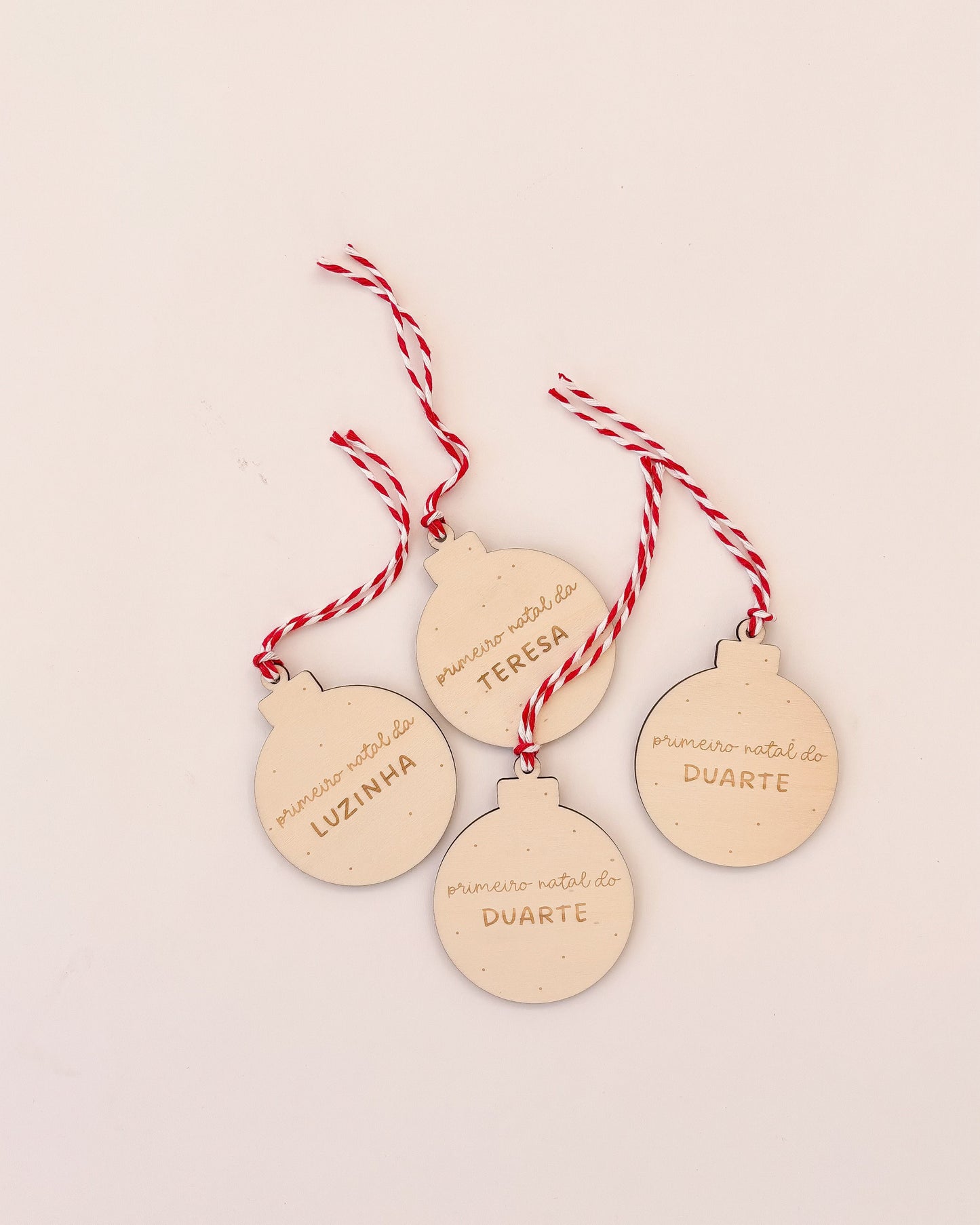 Decoração natalícia emotiva com frase personalizada, ideal para oferecer.