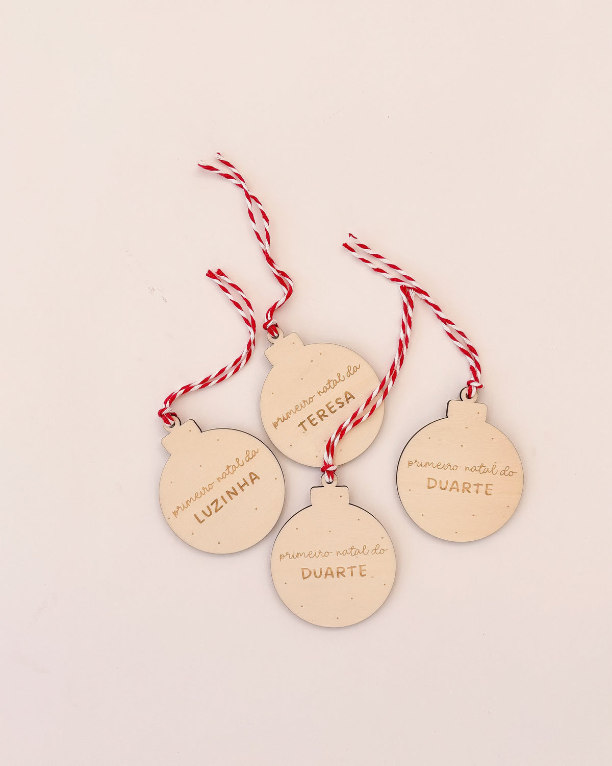 Decoração natalícia emotiva com frase personalizada, ideal para oferecer.
