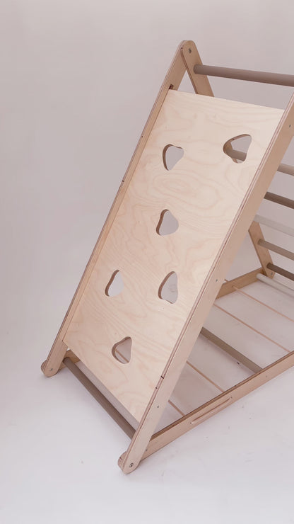 Equipamento 3 em 1 para estimular equilíbrio, criatividade e movimento nas crianças.