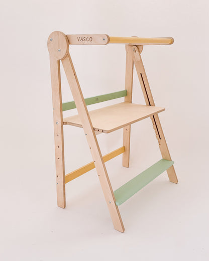 Modelo evolutivo com plataforma ajustável em quatro alturas, ideal para espaços partilhados.